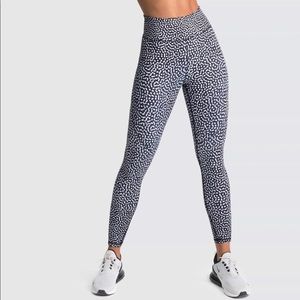 Doyoueven Excel speckle Legging